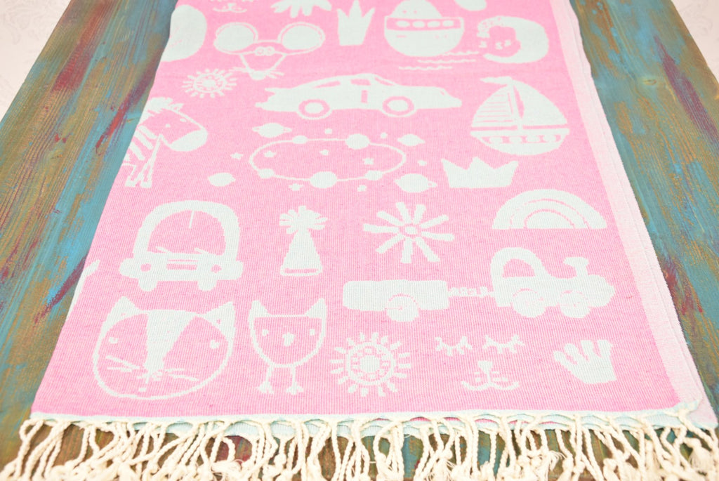 Pink Kids Turkish Towel – Cute Animal & Car Pattern, Personalized Gift for Children, Soft Cotton Bath or Beach Towel, Custom Embroidered Baby Gift