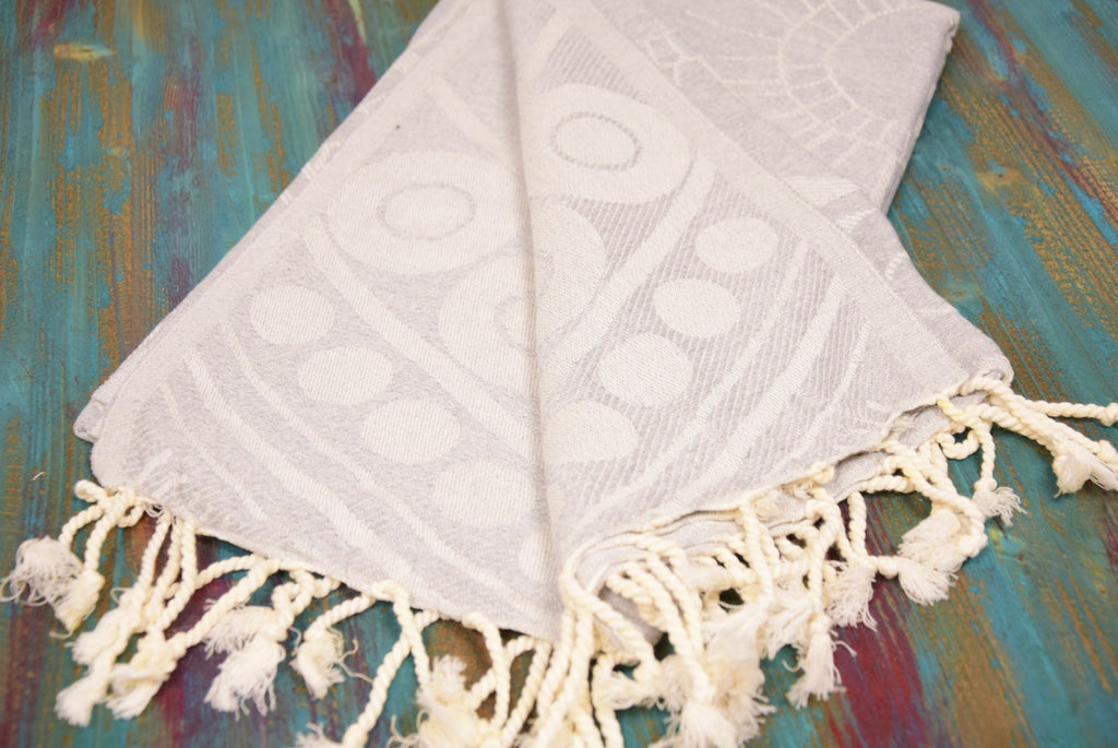 White Sun Pattern Turkish Towel – Luxury Cotton Bath & Spa Towel, Personalized Gift for Her, Elegant Home Décor or Bridesmaid Gift Idea