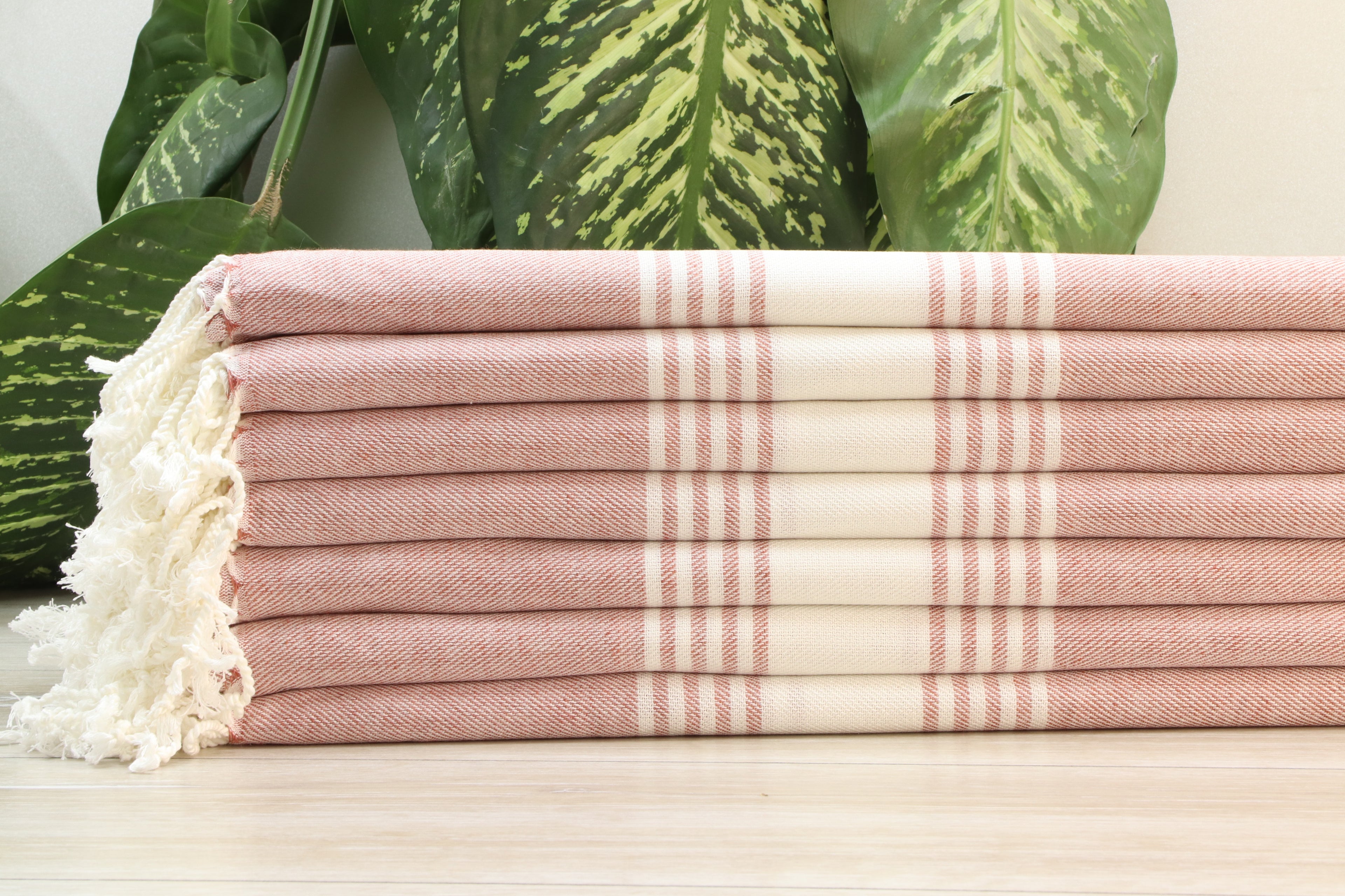 Personalized Gift Towel – Custom Embroidered Turkish Cotton Gift, Bachelorette Party Favor, Wedding Spa Towel, Personalized Gift for Her