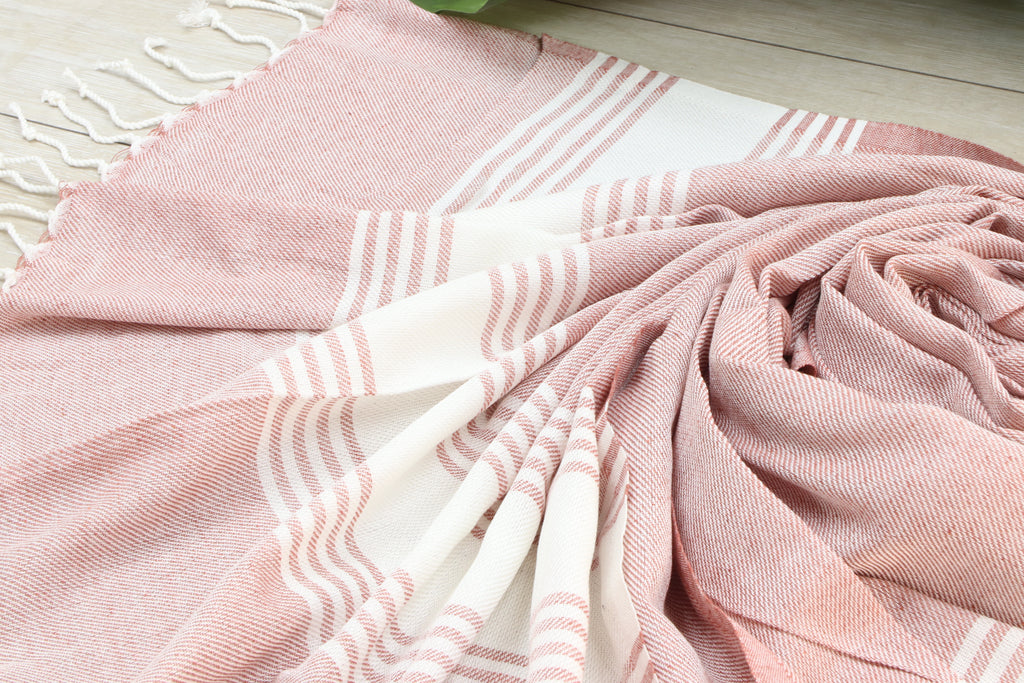 Personalized Gift Towel – Custom Embroidered Turkish Cotton Gift, Bachelorette Party Favor, Wedding Spa Towel, Personalized Gift for Her